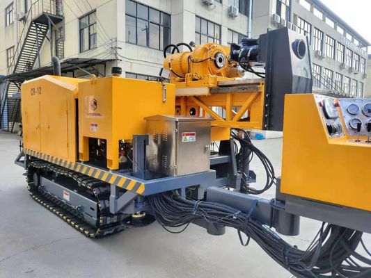 CR20 0 ° - 90 ° 242kw 8.9L NQ 2250m डीप रॉक फॉर्मेशन कोर ड्रिल रिग सर्फेस सेट फुल हाइड्रोलिक