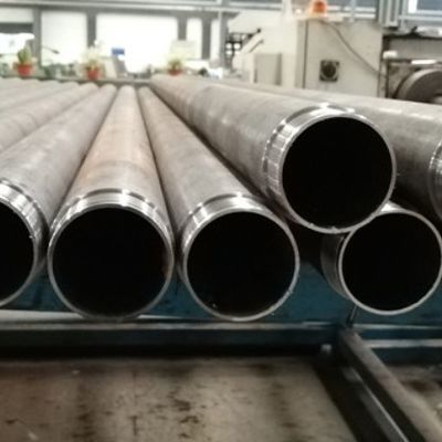 गहरी ड्रिलिंग में टिकाऊ कुशल प्रदर्शन के लिए उच्च शक्ति ड्रिल पाइप